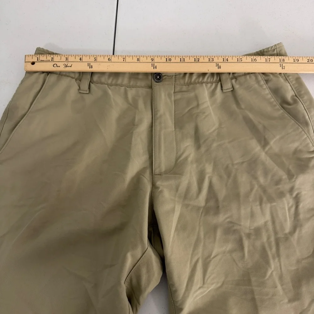 Under Armour Men 38 HeatGear‎ Golf Shorts Khaki Tan Loose Fit Stretch Athleisure
